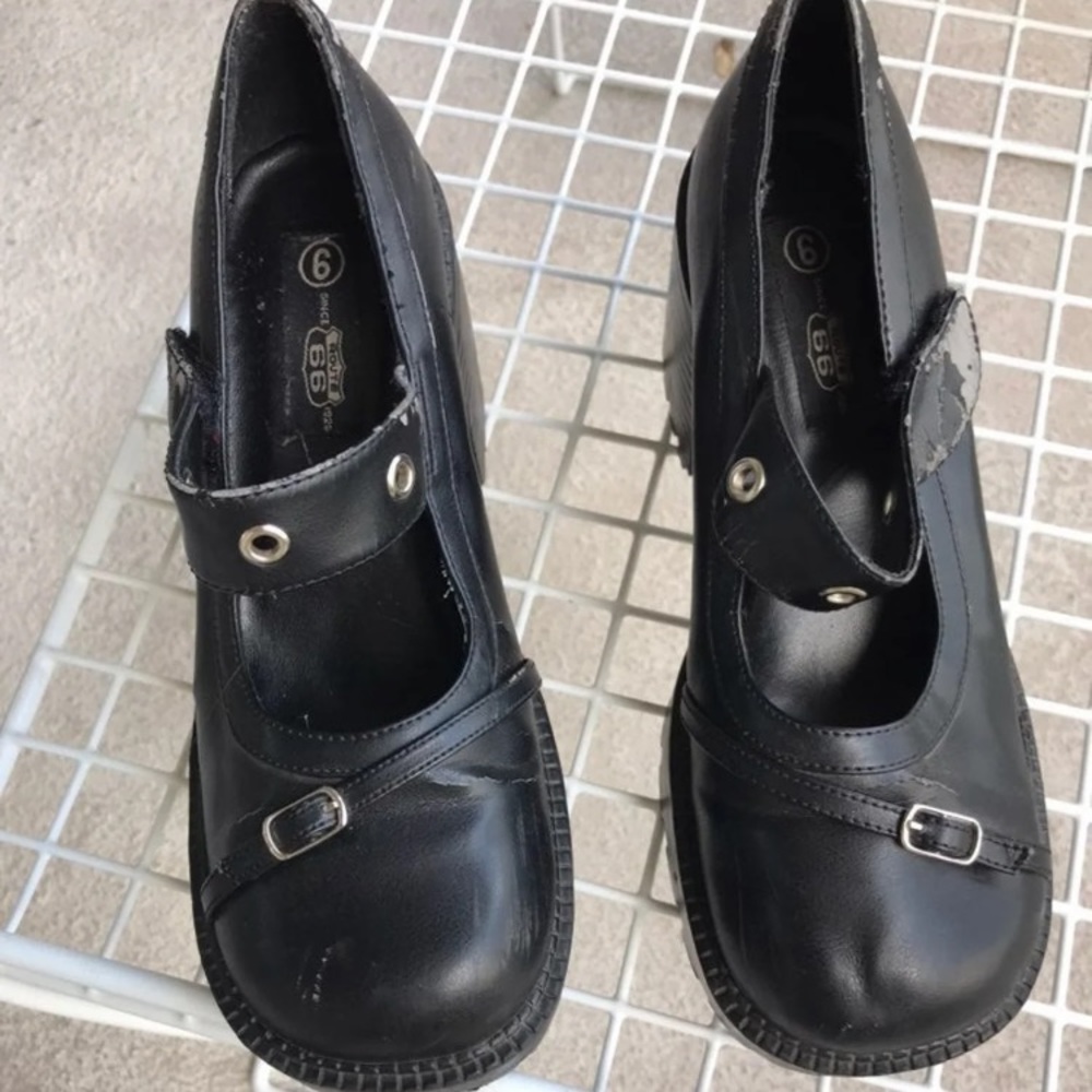 90’s Mary Janes